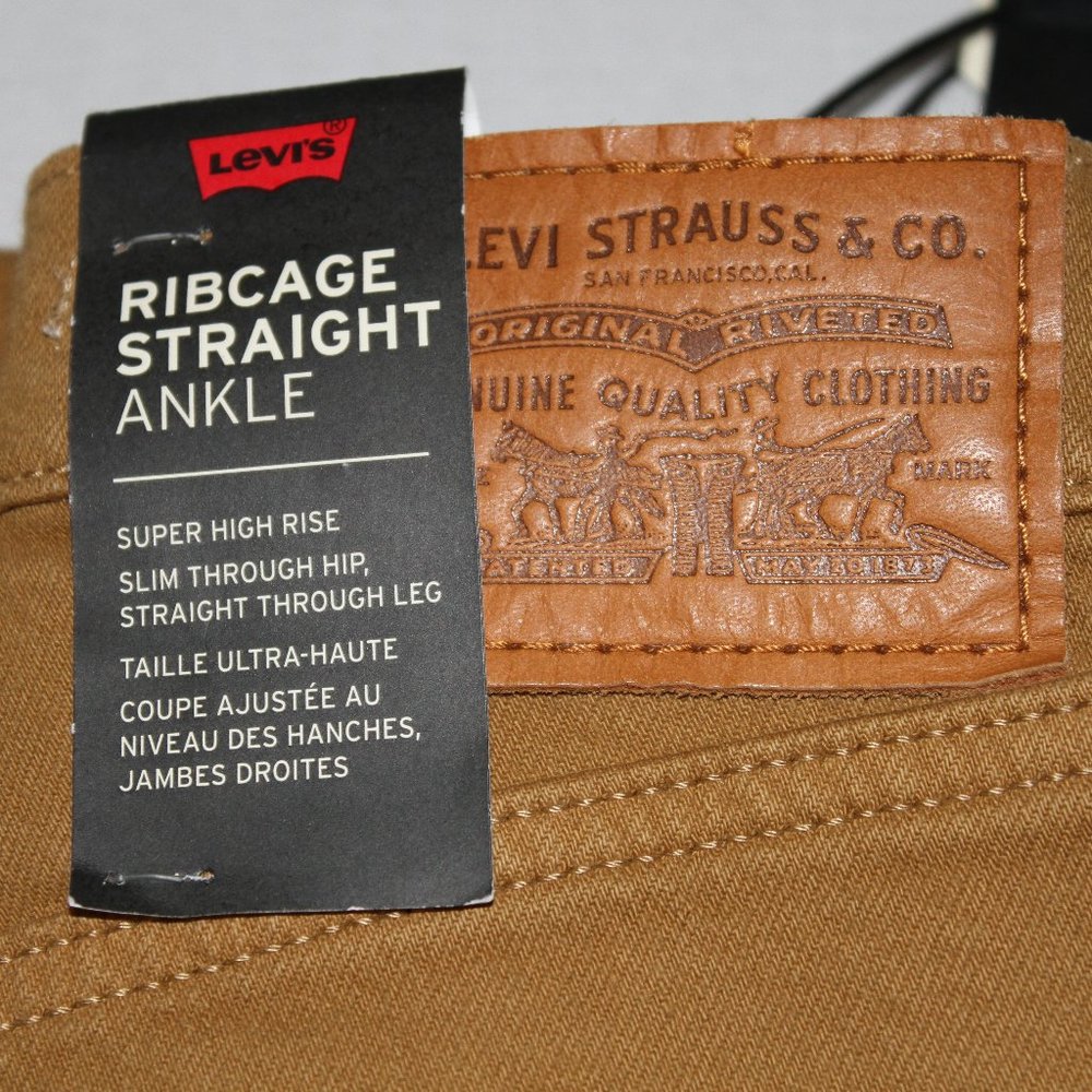 Levi's Premium Ribcage Straight Ankle, Women's - 23x27 - NWT